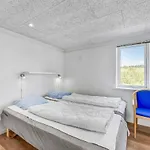 Cozy Home In Ringkobing With Sauna בית נופש רינגקובינג