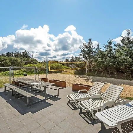 Beautiful In Ringkobing With Sauna 펜션 *