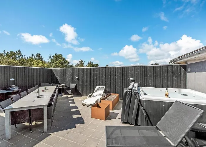 Feriehus Beautiful In With Sauna