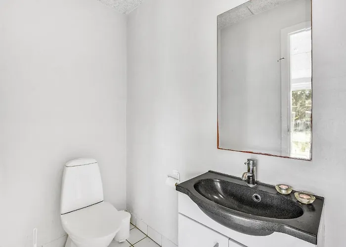 Feriehus Beautiful In With Sauna